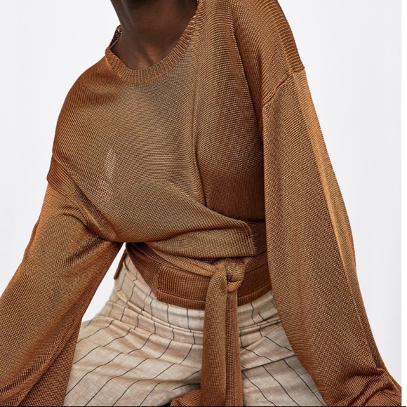 Zara sweater with front knot - Picture 2 of 11